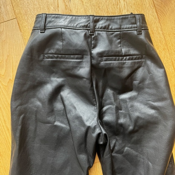 Aritzia Babaton Command Vegan Leather Pant in Black - 2 - Picture 7 of 16